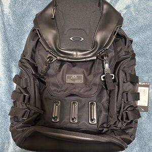 Oakley Kitchen Sink Black Backpack